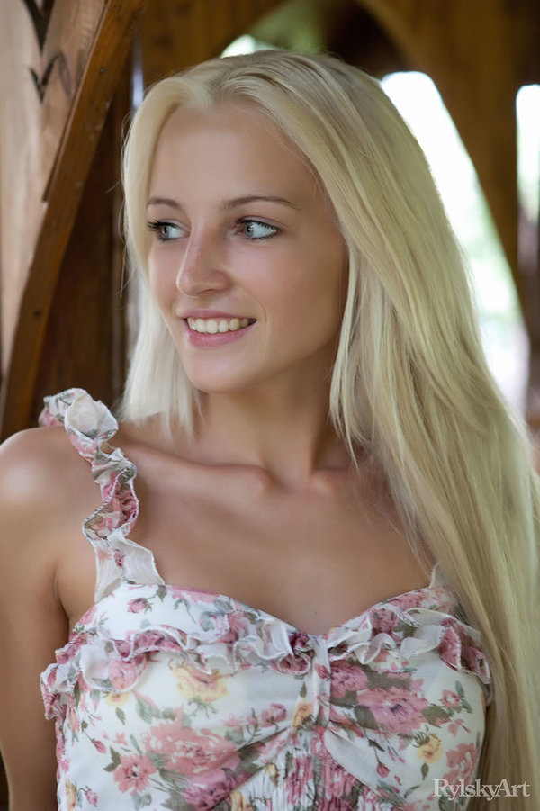 Анастасия, 24